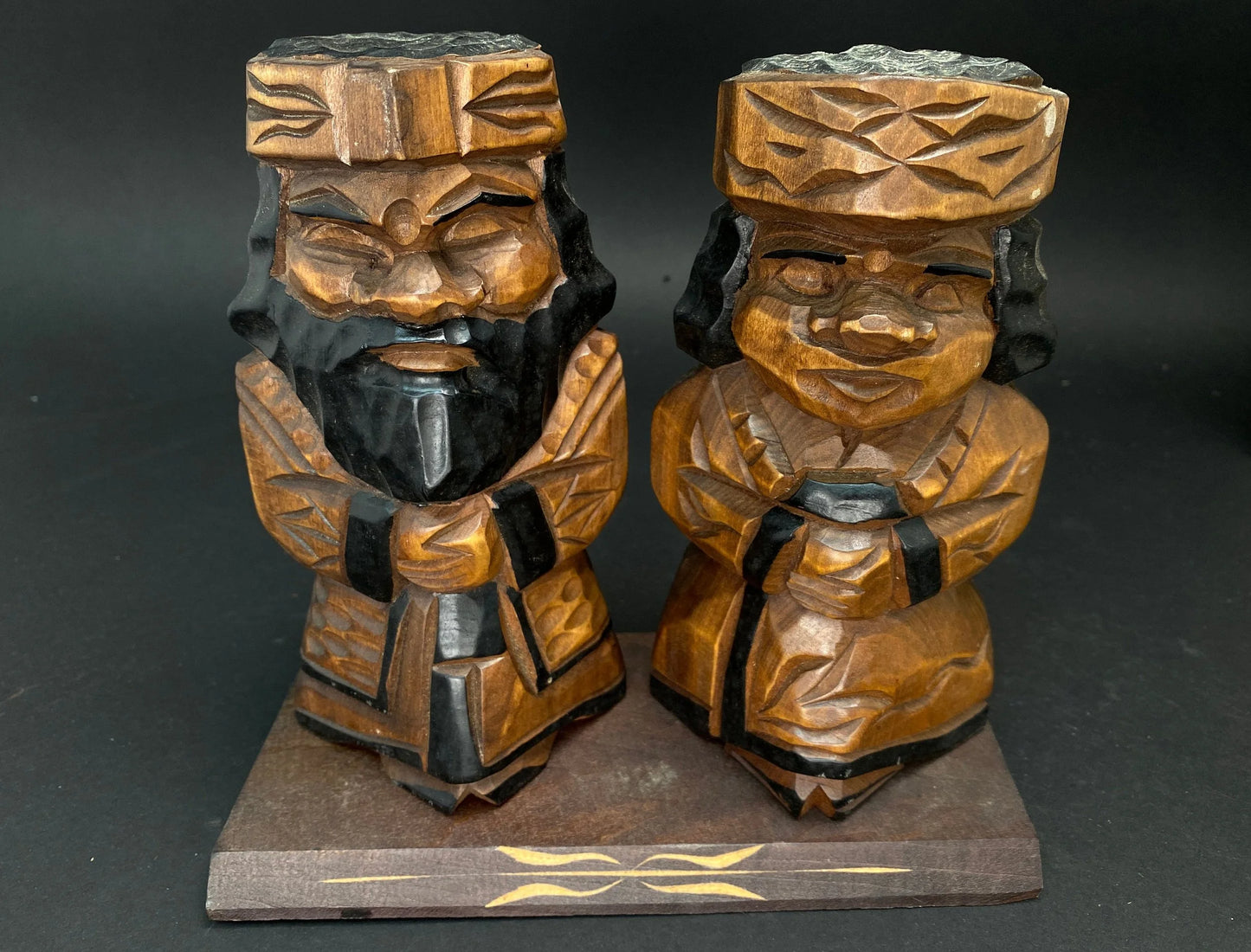 Nippon Wood Doll, couple Ainu Kokeshi Wood Crafts, Japanese Folk Art with gift box, 7.5"H Hokkaido Souvenir Wood Carving