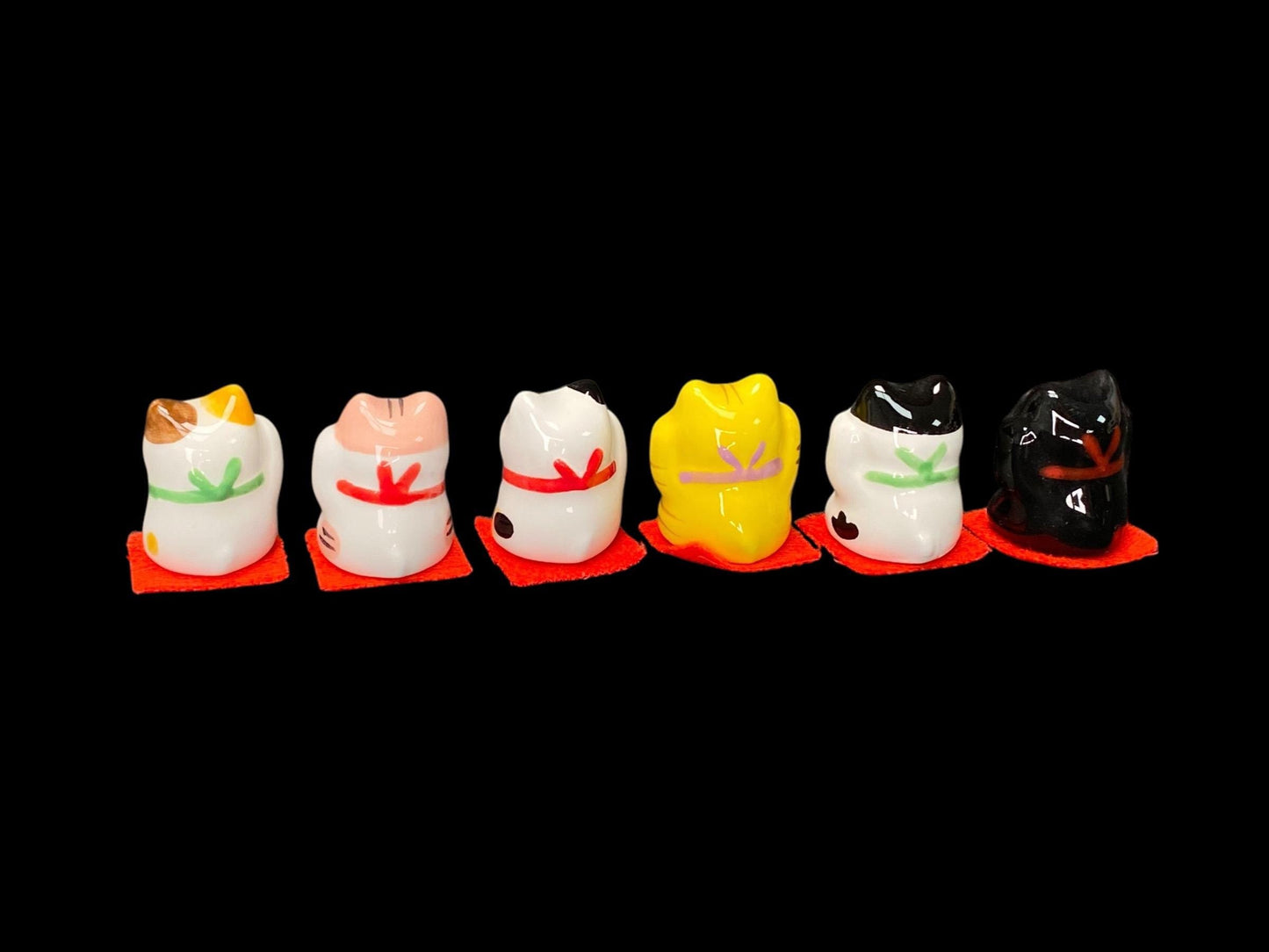 Japanese Maneki Neko Lucky Cat: Small Fortune Ornament