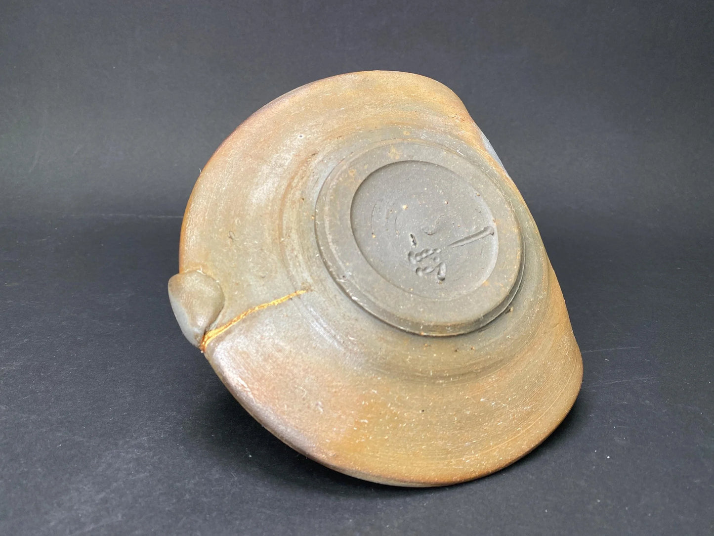 Bizen Ware Tebachi, Vintage Japanese Pottery, Kintsugi Urushi real 24k Gold Repair, Wabi Sabi Ikebana Vessel