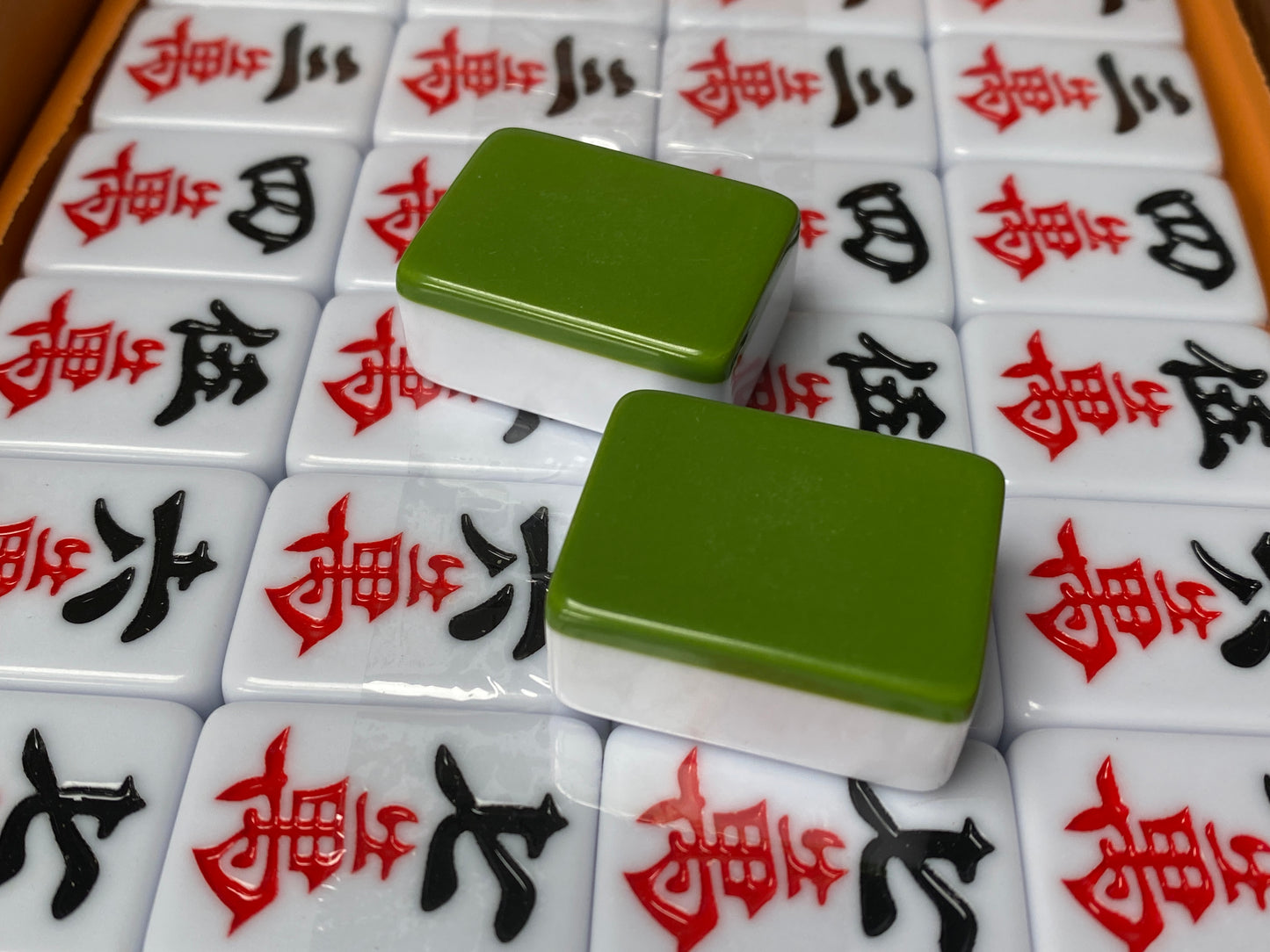 Japanese Riichi MVC Mahjong Set 28mm NOS big
