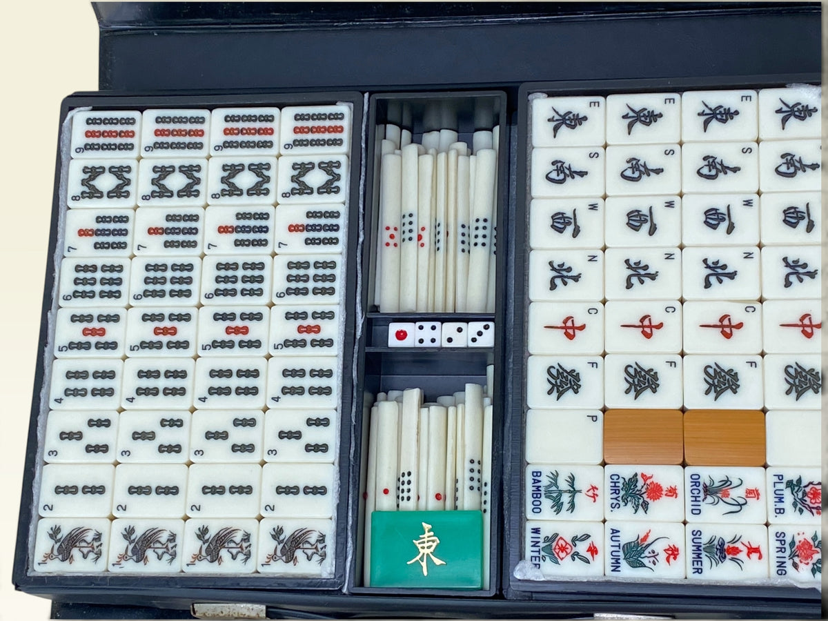 Bamboo Back Mahjong Set English Mark