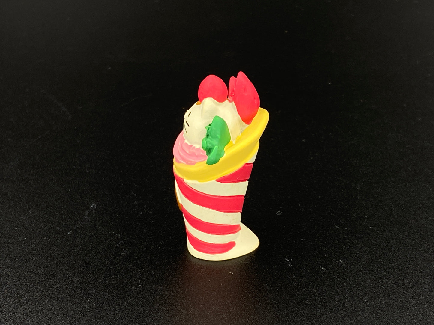 Christmas Cat & Dog Miniatures: Zakka Food Design Figurines, Decole Style