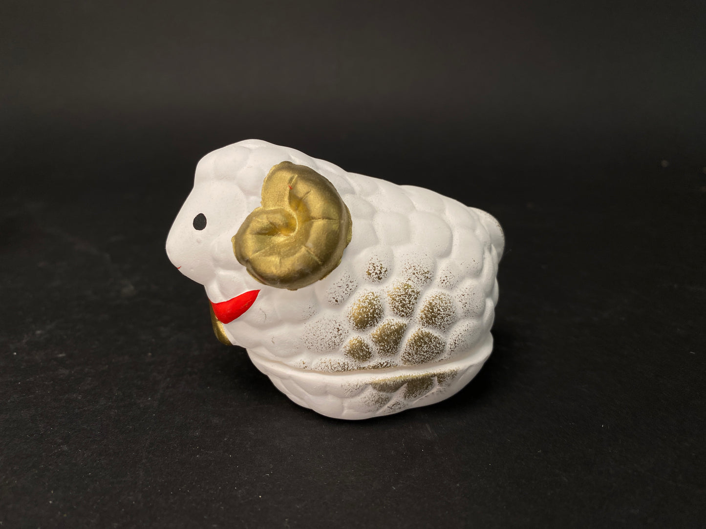 Japanese Zodiac Animal Kogo incense box, Rare incense container Banko Ware Zodiac Signs Tanko ware, Snake, Sheep, Dog &Ox