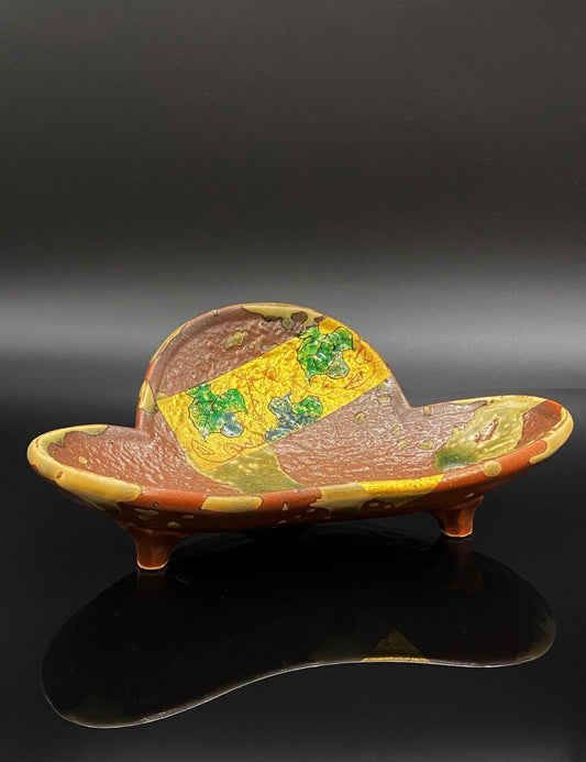 Japanese Gold uinique Plate Art Pottery, maker signed, leaf shape Dessert trinket, Leaf Pattern hand painted