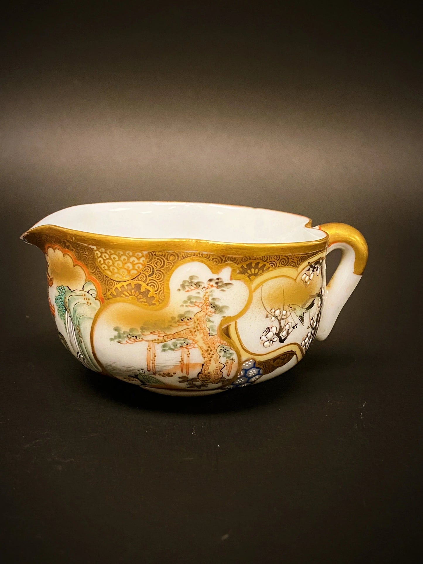 Antique Japanese Kutani Satsuma style Tea Geisha Sake Pourer, Collectible Kutani Porcelain Creamer, Fair Mug