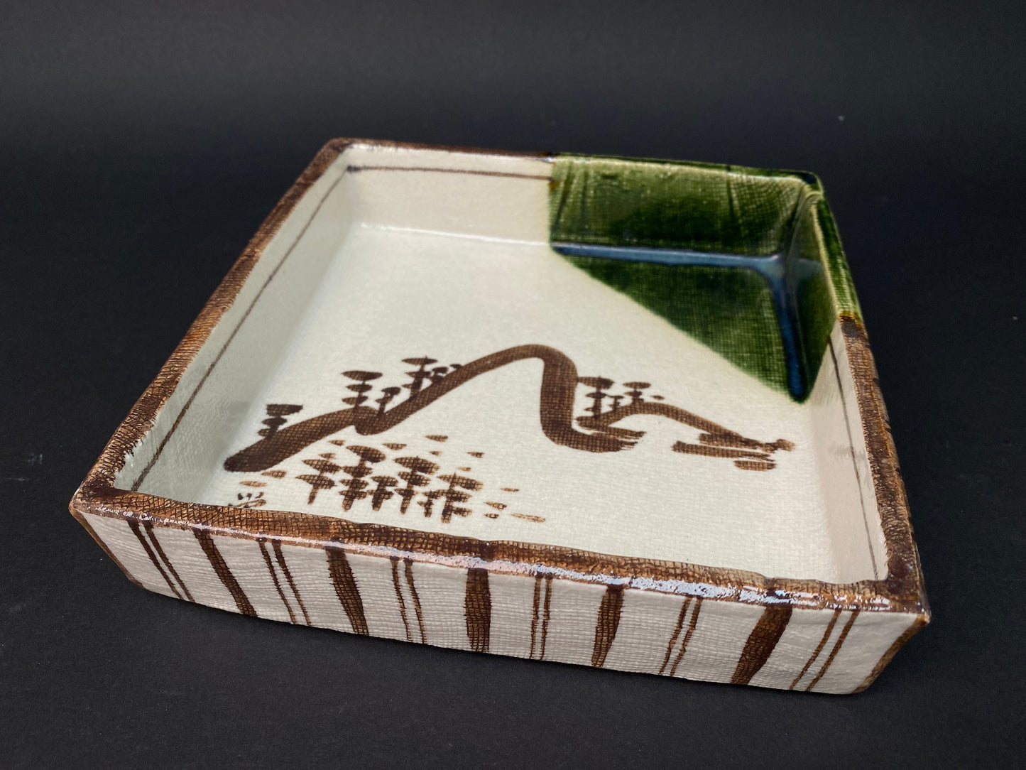 Oribe yaki ware Ceramic Square Dish, Japanese W7.25" Plate, Bowl by Tamura Ei sando, mountain landscape Design