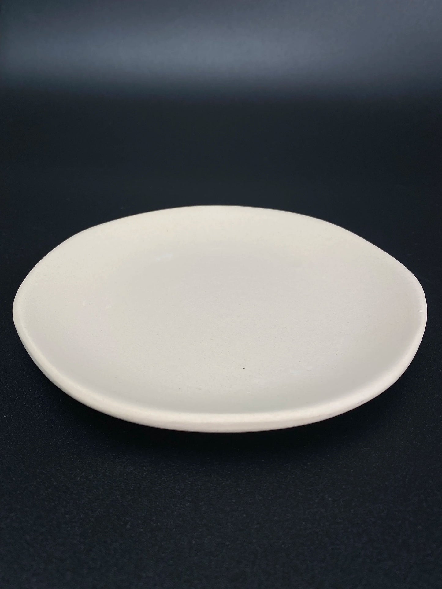 Set of 4 Pottery Beige Matt Round Plate W5.75" Plate, Incense holder plate, Saucer, round tray