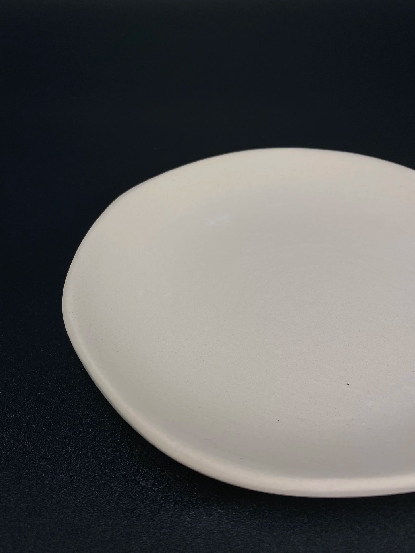 Set of 4 Pottery Beige Matt Round Plate W5.75" Plate, Incense holder plate, Saucer, round tray