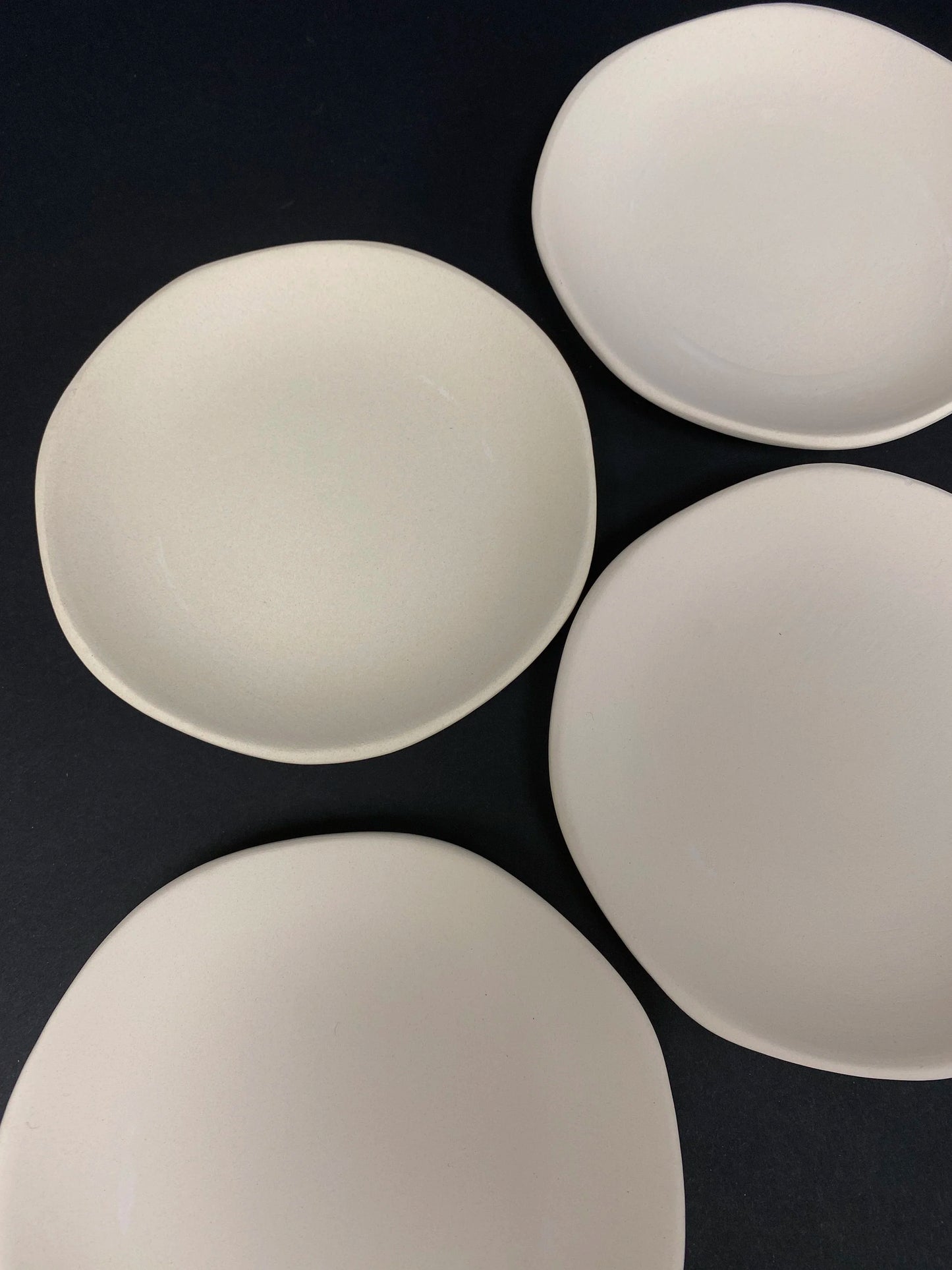Set of 4 Pottery Beige Matt Round Plate W5.75" Plate, Incense holder plate, Saucer, round tray
