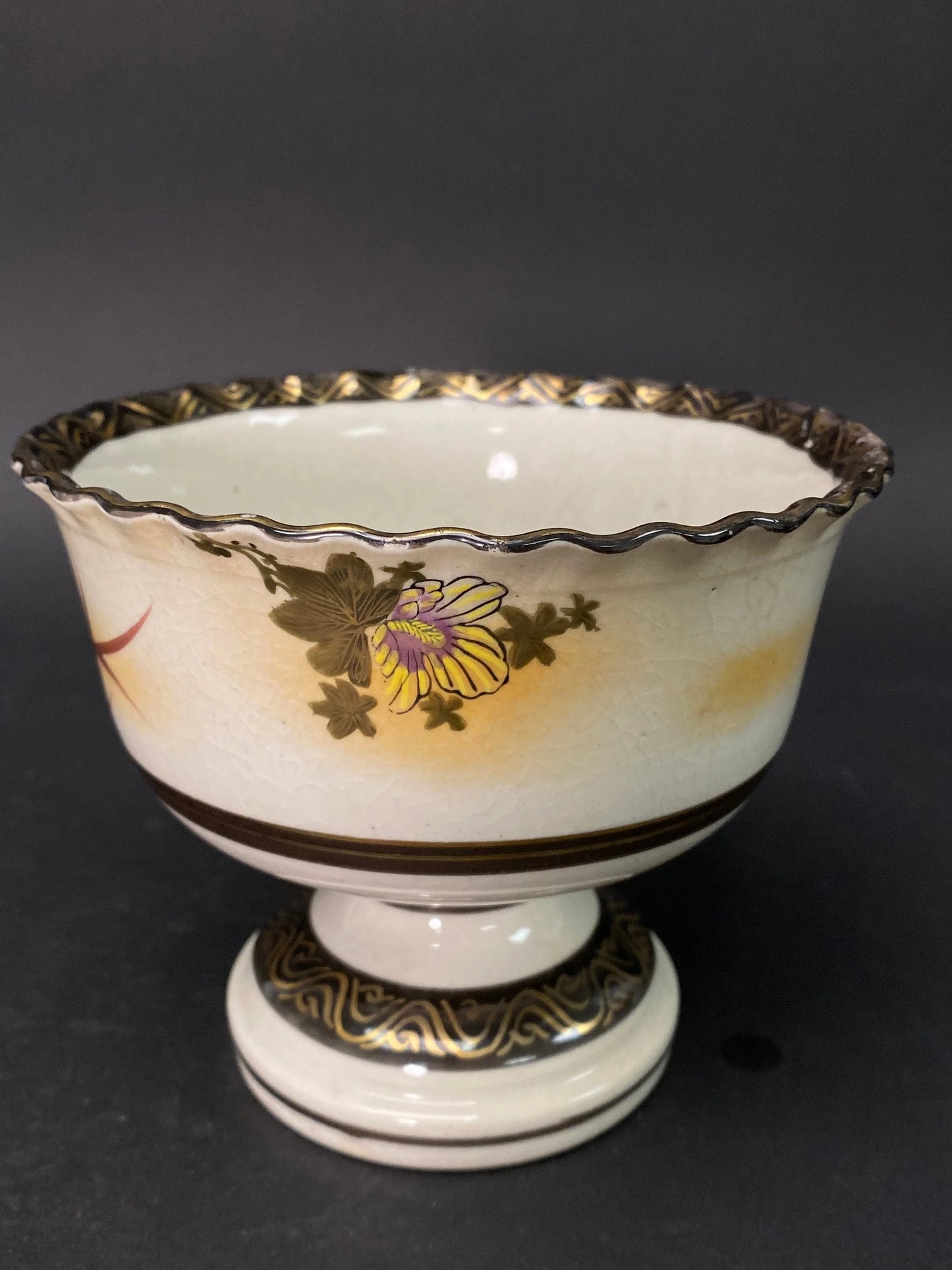 Old Kutani yaki ware Compote bowl, Dia 6.25" ruffled rim Ikebana Vase, Flower Arrangrment Container, Japanese Vintage, Made in Japan