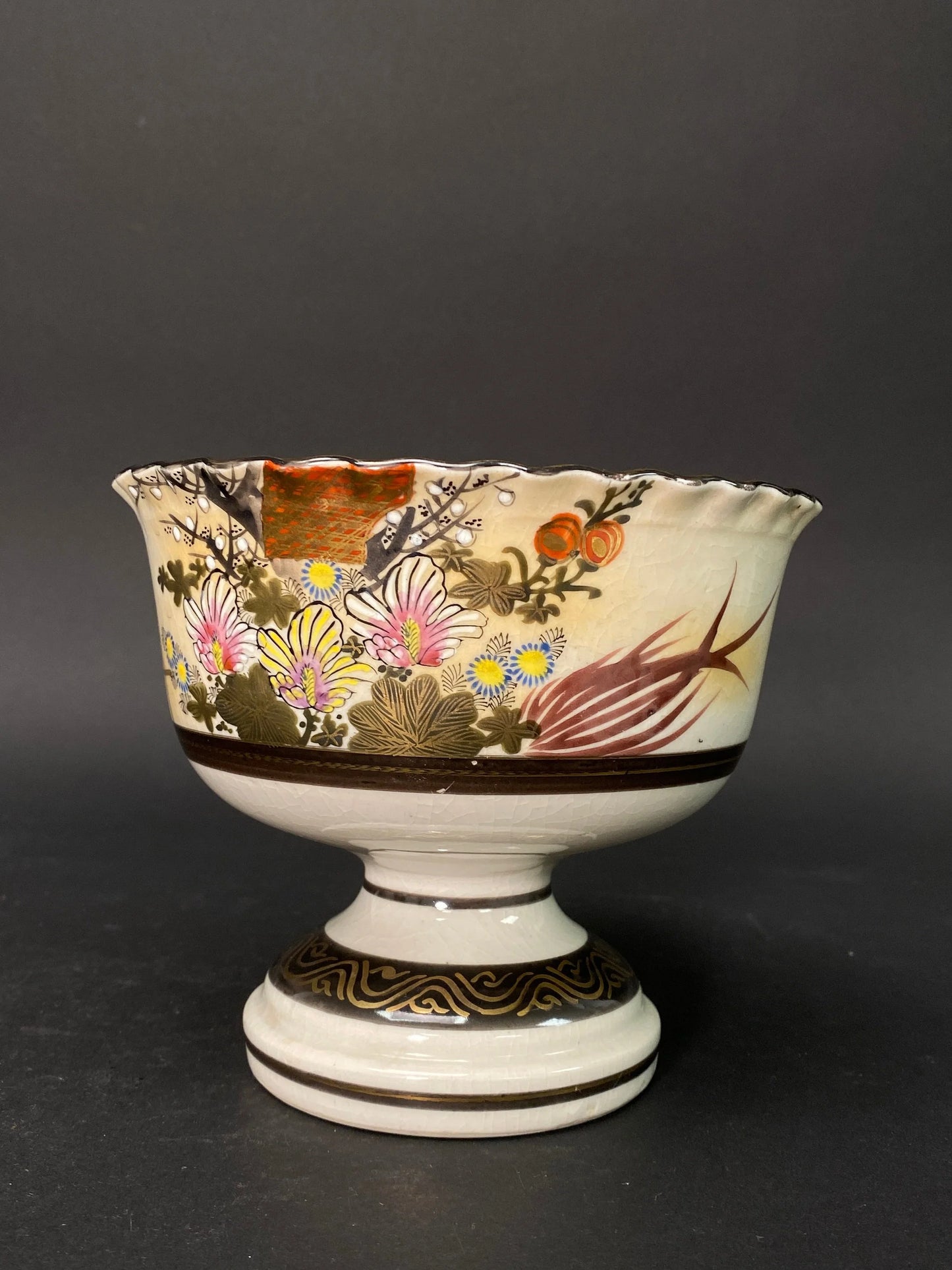 Old Kutani yaki ware Compote bowl, Dia 6.25" ruffled rim Ikebana Vase, Flower Arrangrment Container, Japanese Vintage, Made in Japan