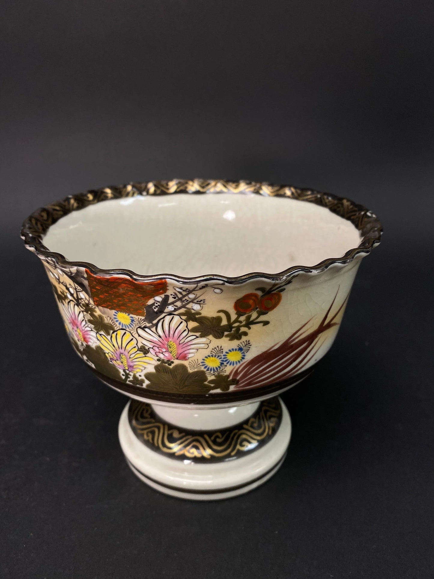 Old Kutani yaki ware Compote bowl, Dia 6.25" ruffled rim Ikebana Vase, Flower Arrangrment Container, Japanese Vintage, Made in Japan