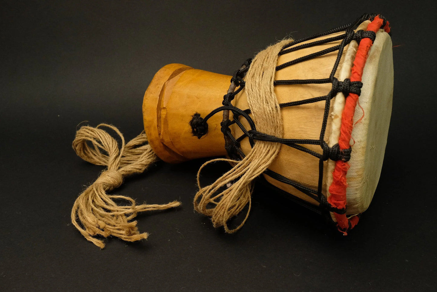 Japanese traditional Musical Djembe Wood Drum：Red waist strap in mint condition