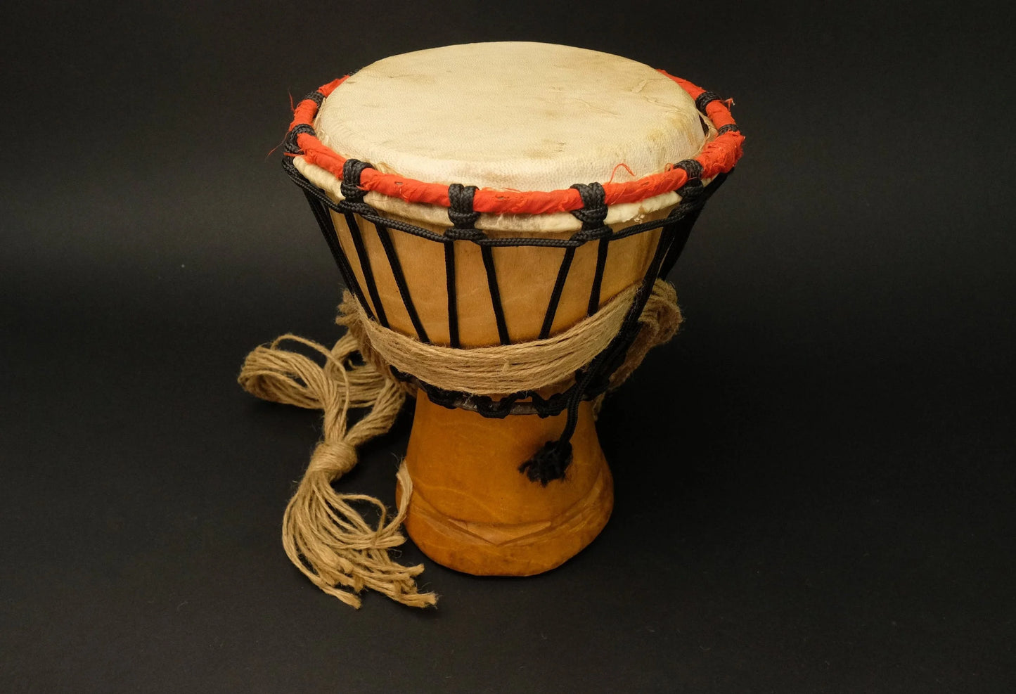 Japanese traditional Musical Djembe Wood Drum：Red waist strap in mint condition