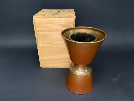 Usubata Bronze Japanese Ikebana Vase, Hourless Brass Container, Tsurukubi Ikenobo Vase, Flower Arrangement
