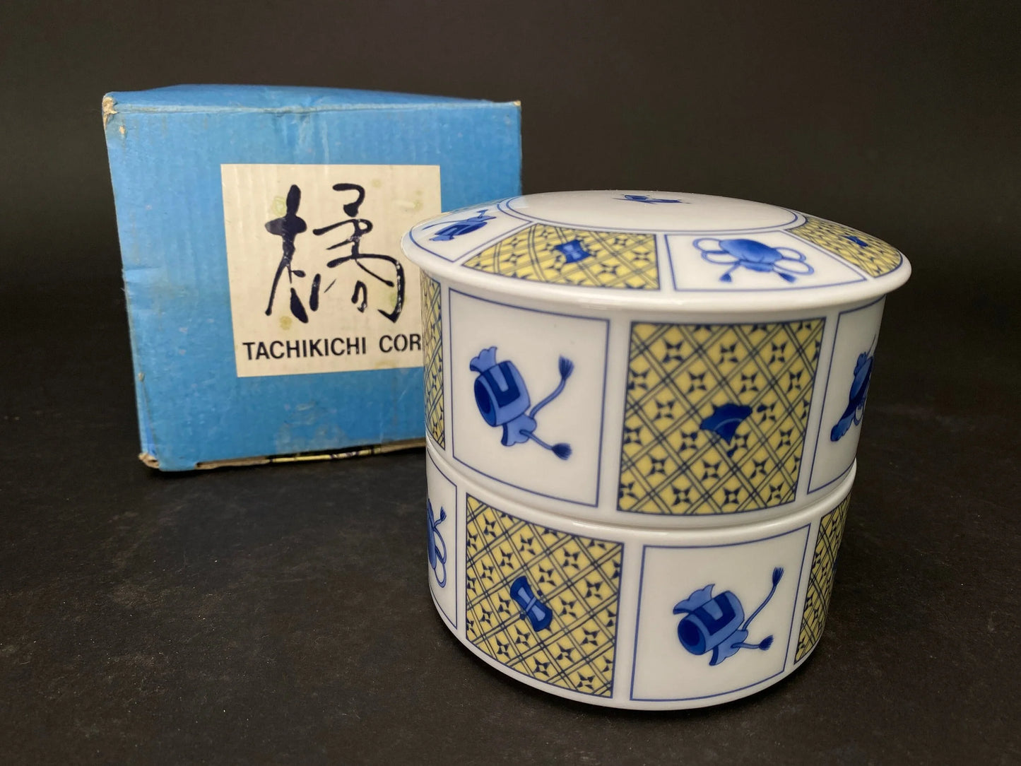 Nippon TACHIKICHI 2 layers Container, Japanese treasure blessing lucky Candy box W4"w/box, porcelain