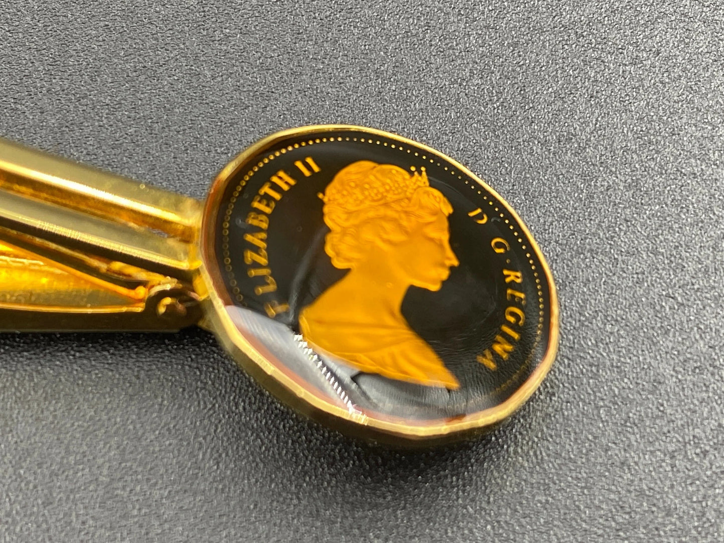 Canada Penny Tie Bar Clip Queen Elizabeth II