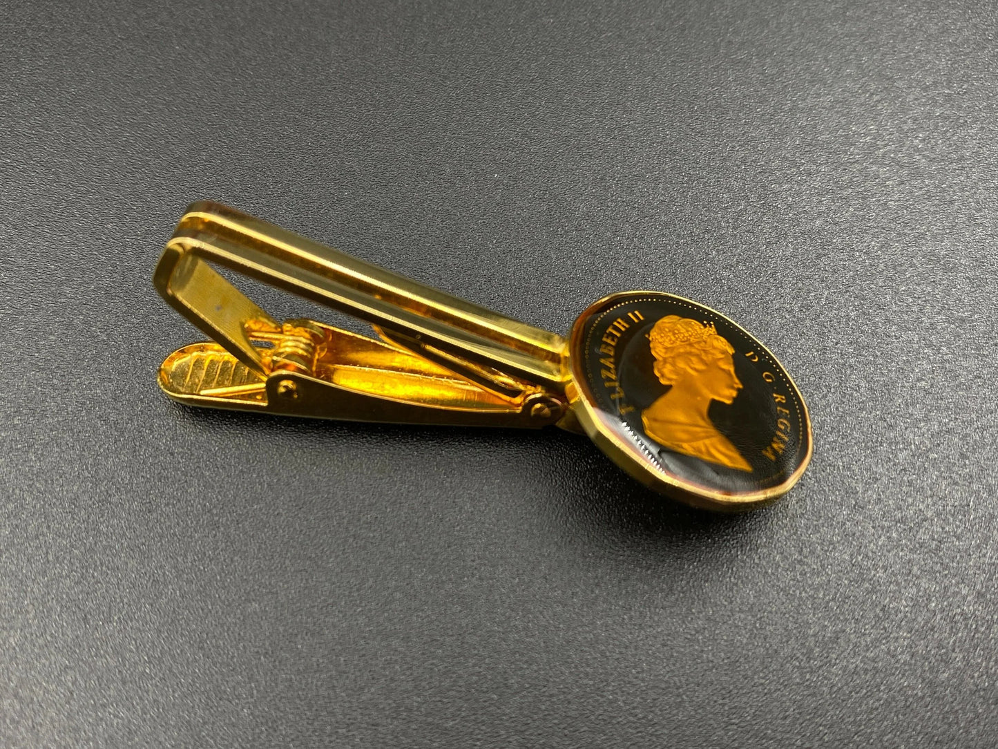 Canada Penny Tie Bar Clip Queen Elizabeth II