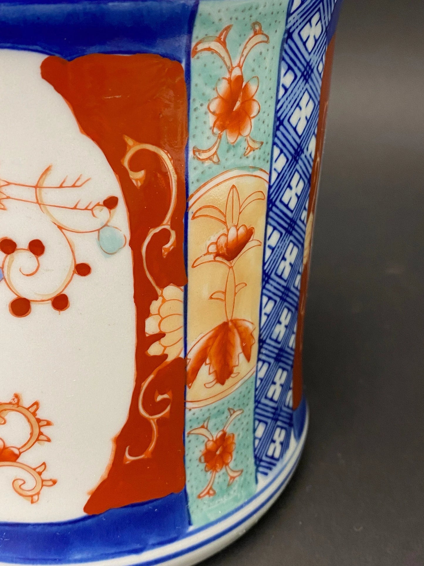 Japanese Ikebana Bucket Vase H8”, Brush Pot, Blue & White Porcelain cylinder, Gold Crane pattern hand painted