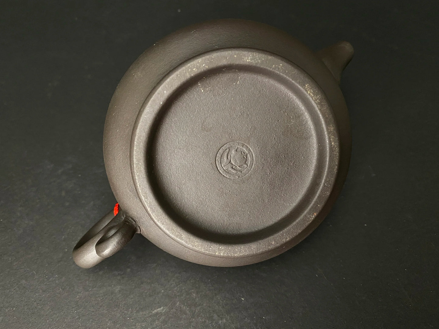 Tokoname Teapot Tea Kettle Japanese Pottery, Lid with red rope, Mint Condition, tea ceremony