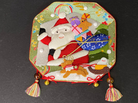 Japanese Fabric Sculpture Wall Decor,  Christmas Santa Claus, 5.5" Handcrafted Cottage Crafts