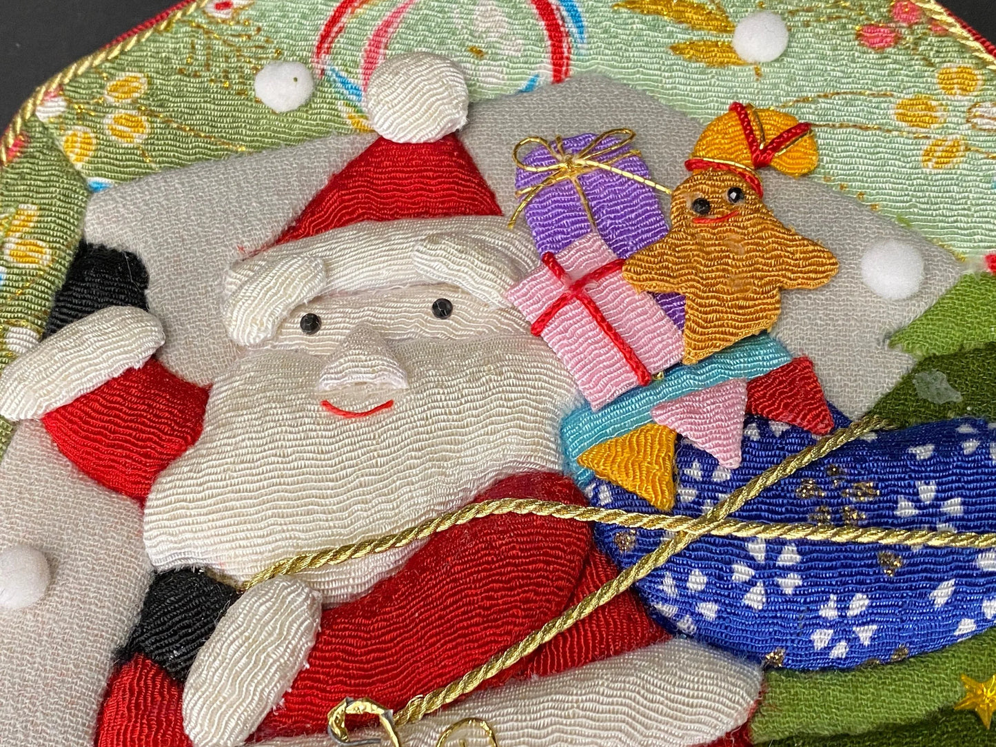 Japanese Fabric Sculpture Wall Decor,  Christmas Santa Claus, 5.5" Handcrafted Cottage Crafts