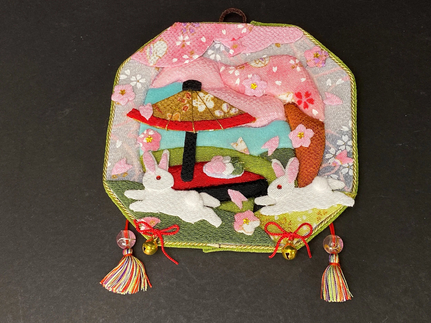 Japanese Fabric Sculpture Wall Decor,  Christmas Santa Claus, 5.5" Handcrafted Cottage Crafts