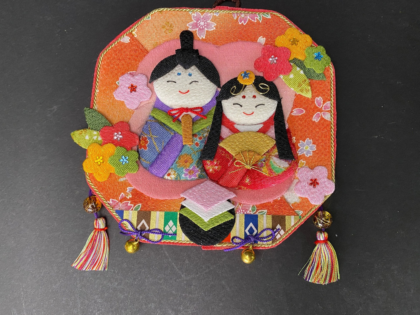 Japanese Fabric Sculpture Wall Decor,  Christmas Santa Claus, 5.5" Handcrafted Cottage Crafts