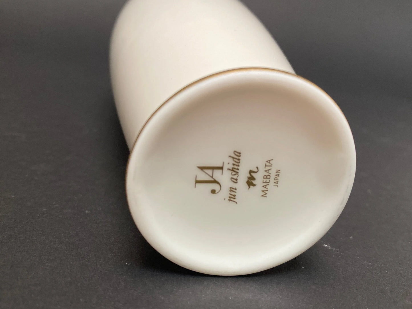 Japanese Porcelain Ikebana Vase: Snow White Art Deco Decor