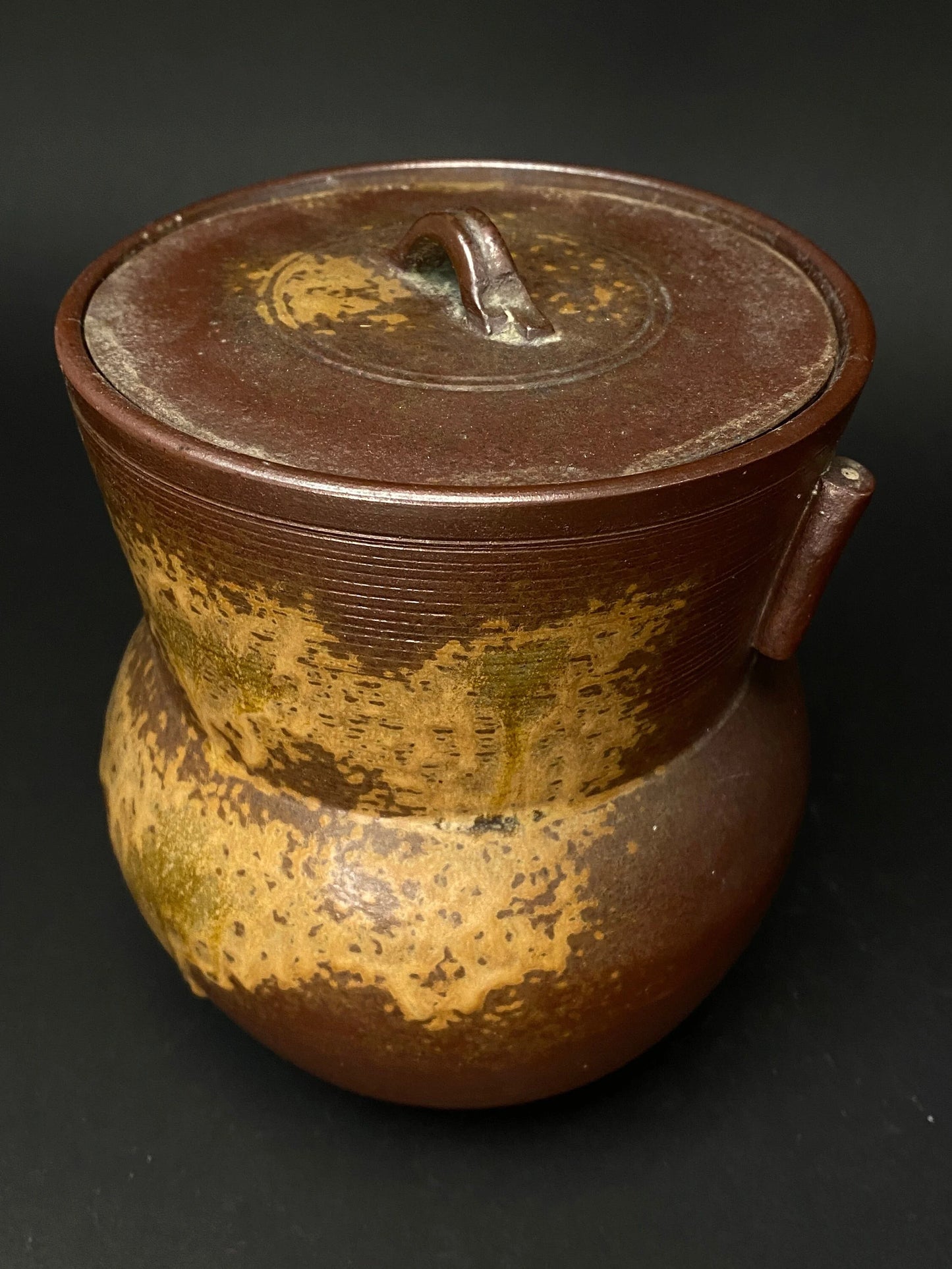 KINTSUGI Bizen ware yaki Big Kensui with lid, Kozan kiln H6" Japanese Art Work Pottery, lidded Pot w/Stamp