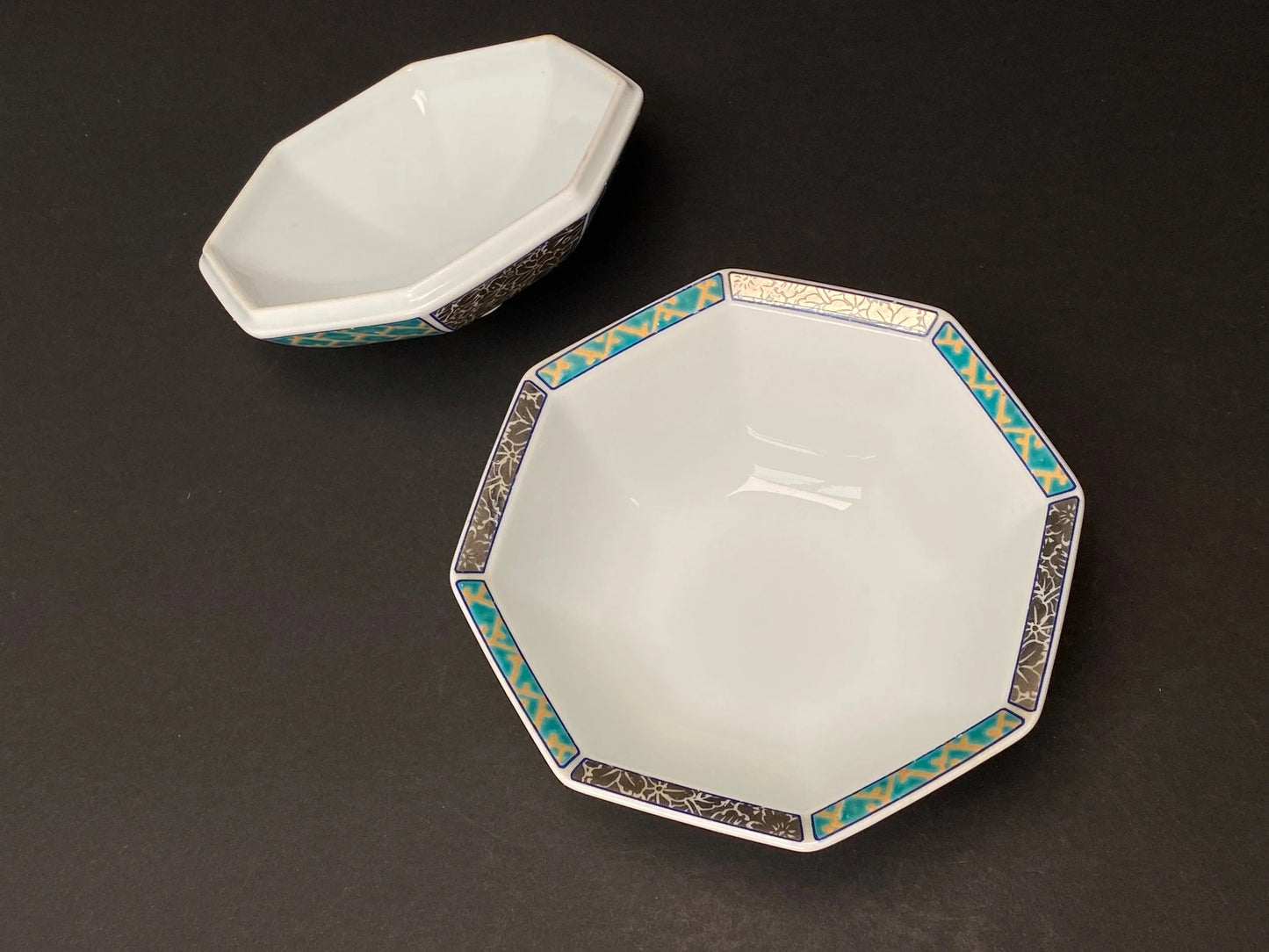 Japan Porcelain lidded Bowl, by Nishikishoume, Arita ware, 5.25" Big Bowl signed,Tableware