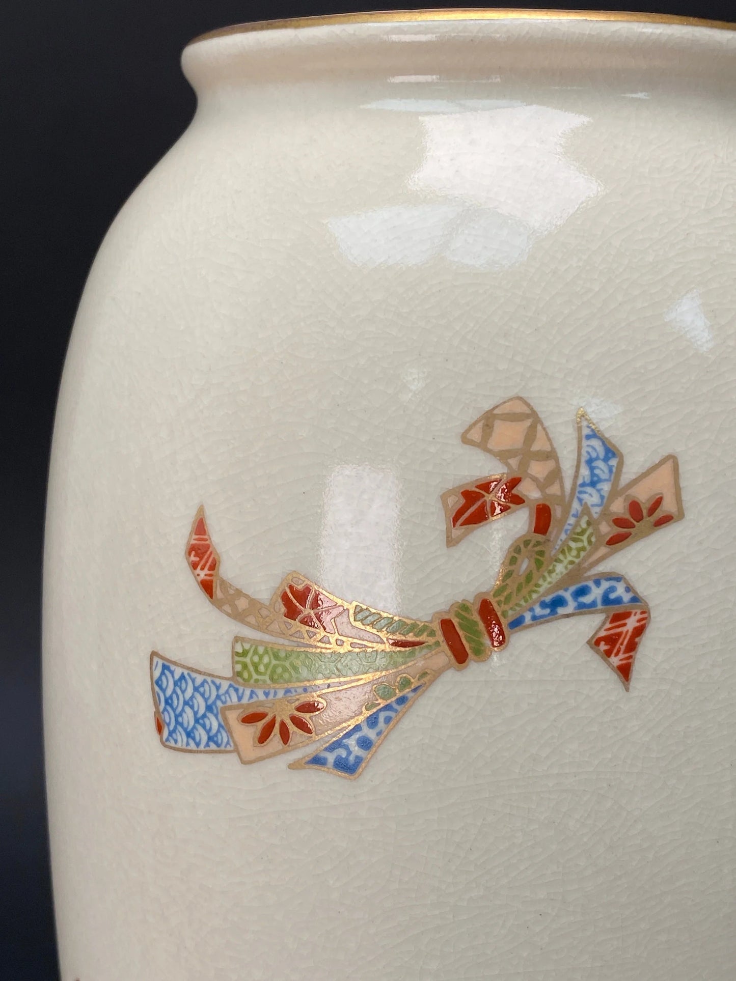 Antique Mizusashi Ninsei Style IKEBANA Vase signed, wooden box gift box, luxury table decor, made in Japan