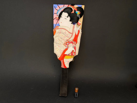 Huge 19.5" Japanese Battledore Racquet circa 1980s, Geisha Head, Traditional decorated Racket, Mint