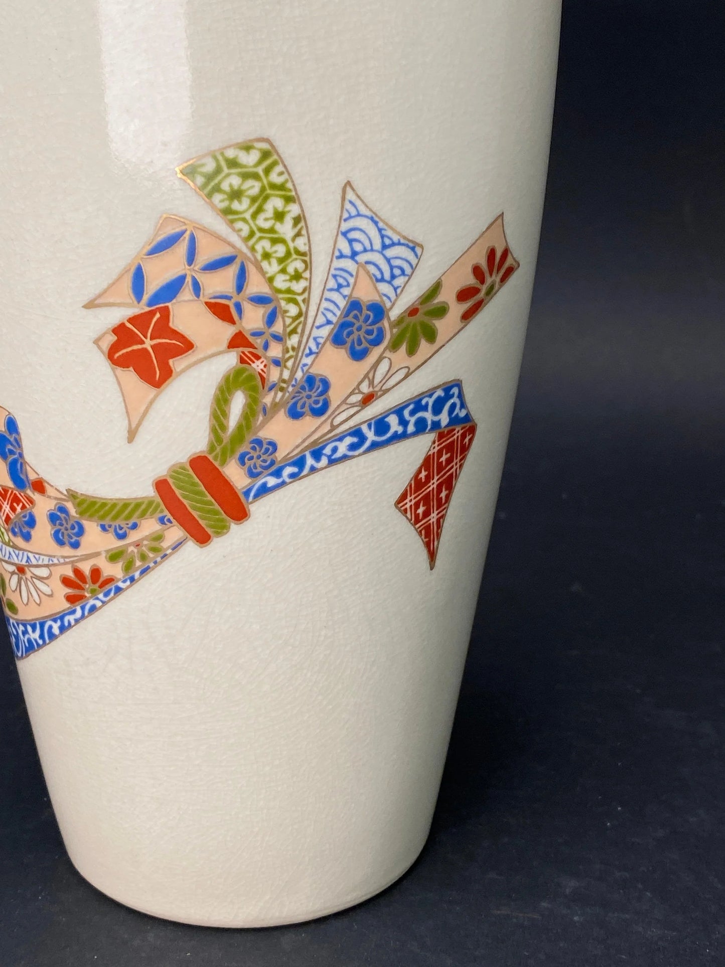 Antique Mizusashi Ninsei Style IKEBANA Vase signed, wooden box gift box, luxury table decor, made in Japan