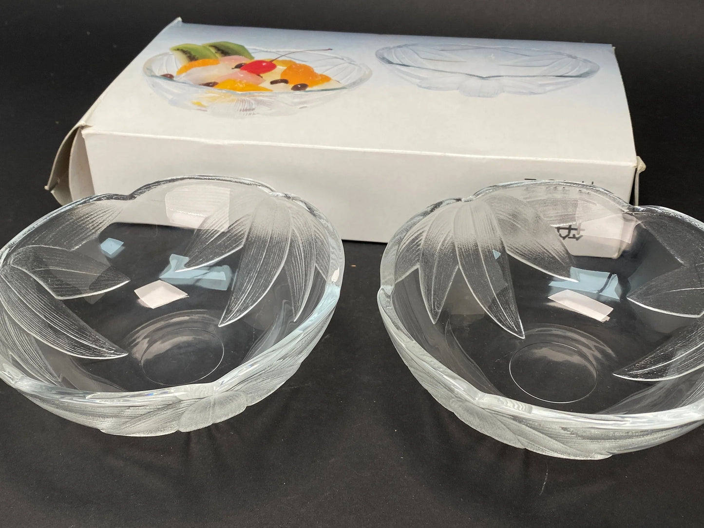 Japanese PAIR of Glass Bowls, dessert Bowls, Snack Bowls Unbox Dia 5.5", OPEN BOX, Made in Japan