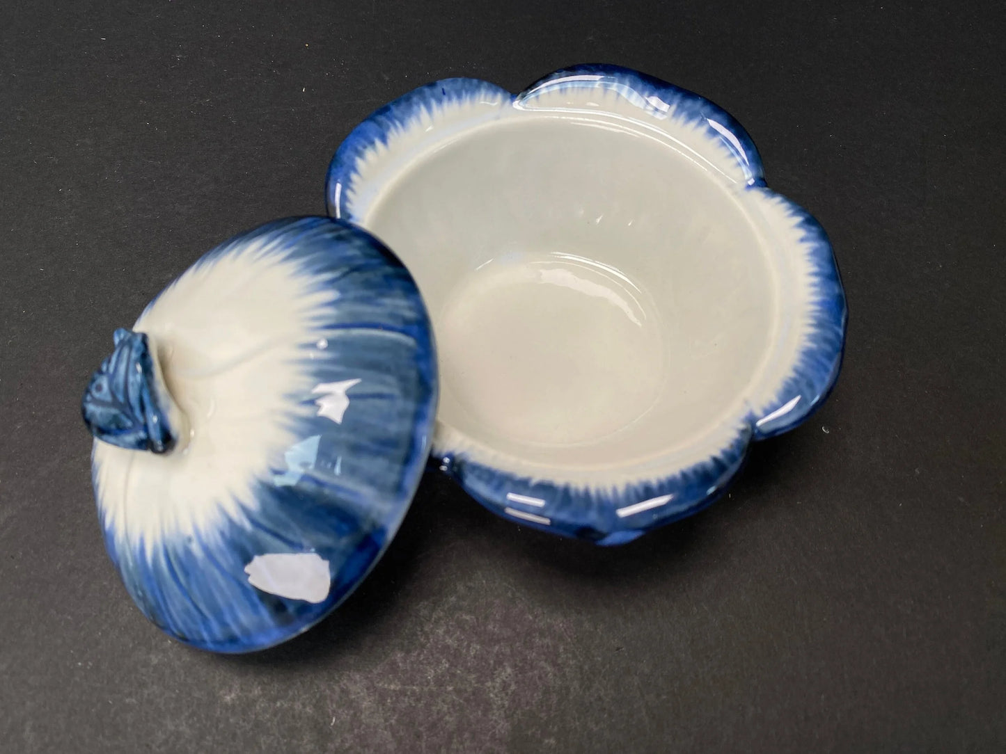 Japanese Ceramic table ware set of 7, sauce bottle, sake cup, lidded bowl, 4 bowls in different size,  Blue and White, Floral design