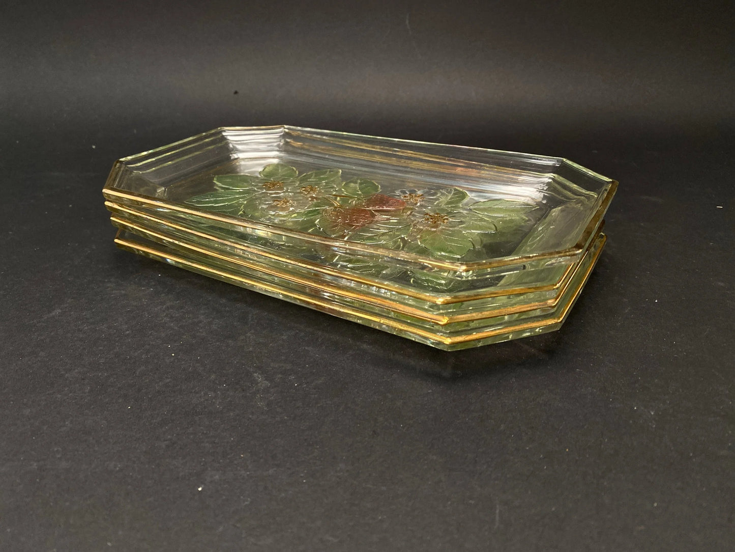 Japanese rectangular 4 pcs Plates set with gift box, Made in Japan, strawberry pattern design glass, Open Box, NEW in original box