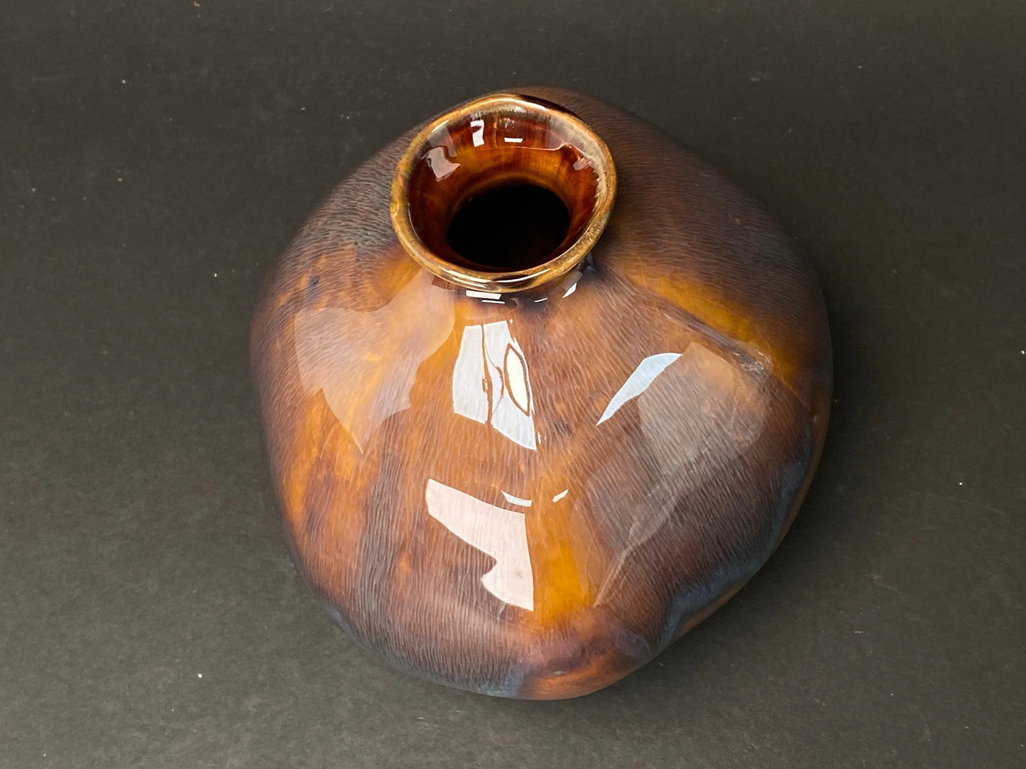 Japanese Kutani yaki  Ikebana Vase signed, made by Artiest Sandaim, Wooden co-box,  Art Pottery Irregular Ball Shape, purple container