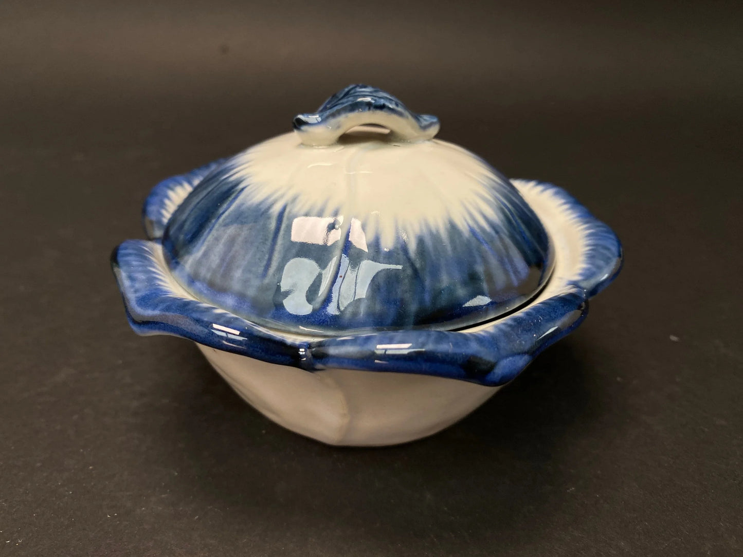 Japanese Ceramic table ware set of 7, sauce bottle, sake cup, lidded bowl, 4 bowls in different size,  Blue and White, Floral design