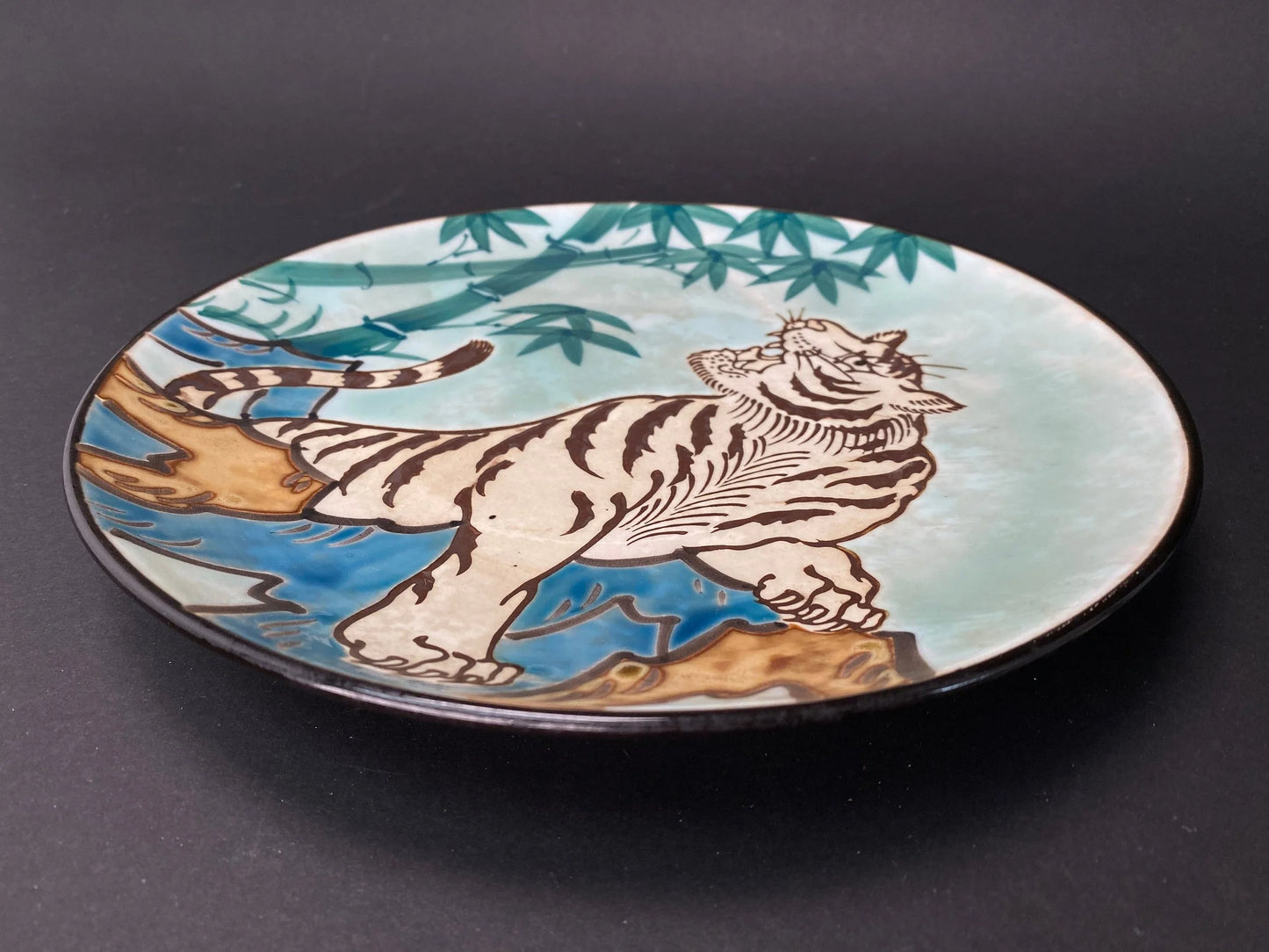 Tiger Paint trinket Japanese plate, made by Komine, Hand painted, Green round Trinket, Japan wall art