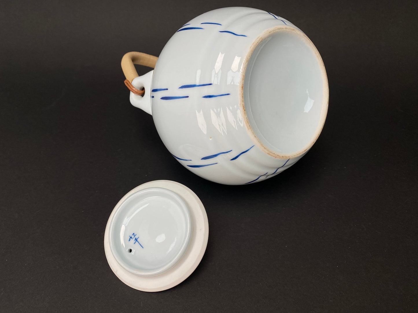 Tea Kettle Set, Japanese Ceramic Tea pot with handle, 2 Tea cups and tea kettle, Ball  shape, Vintage Art Porcelain, Blue and White,Big