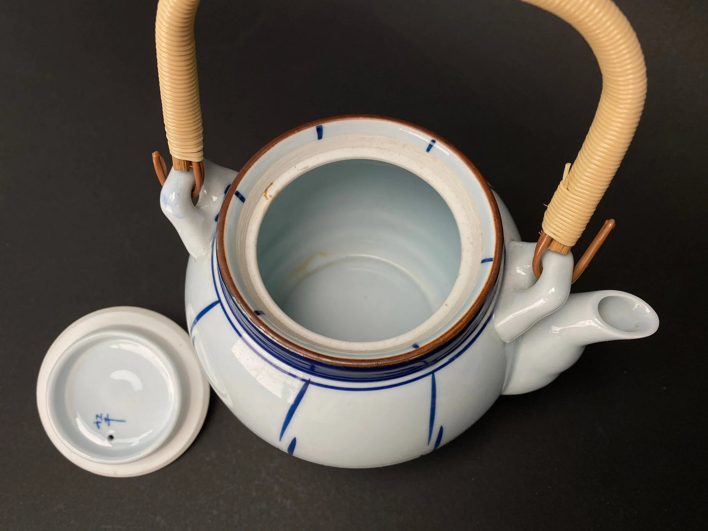 Tea Kettle Set, Japanese Ceramic Tea pot with handle, 2 Tea cups and tea kettle, Ball  shape, Vintage Art Porcelain, Blue and White,Big