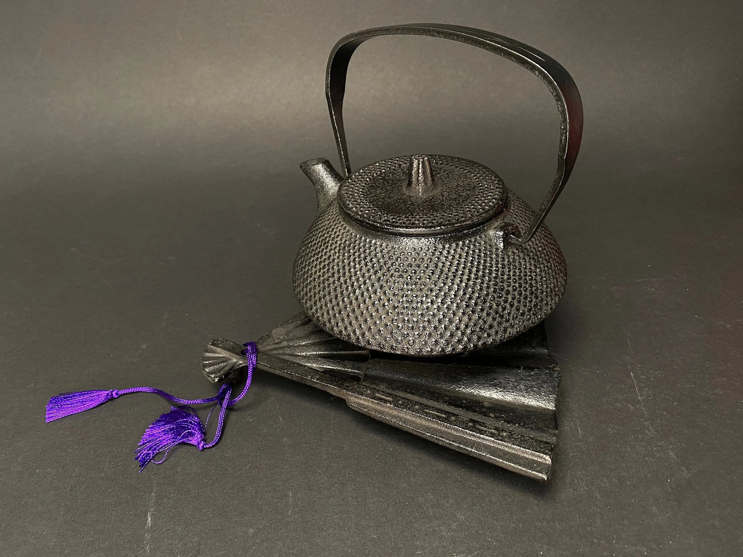 Japan Nanbu Tekki Cast iron TEA KETTLE set！Original Gift box, Fan pot mat, w/Infuser, Vintage Teapot, Japan Medium kettle