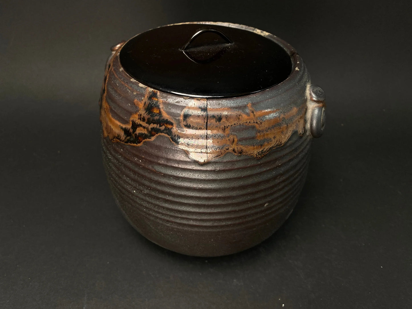 KINTSUGI Bizen ware yaki, Big Kensui with lid, H6.5" Japanese Art Work Pottery, black kintsugi