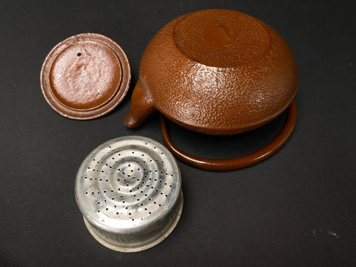 Rare Antique Tetsubin Teapot, Japanese Nanbu Tekki Iron Teapot, IWACHU w/infuer, Sakura 740ml, 25 oz w/Infuser, Tea Kettle