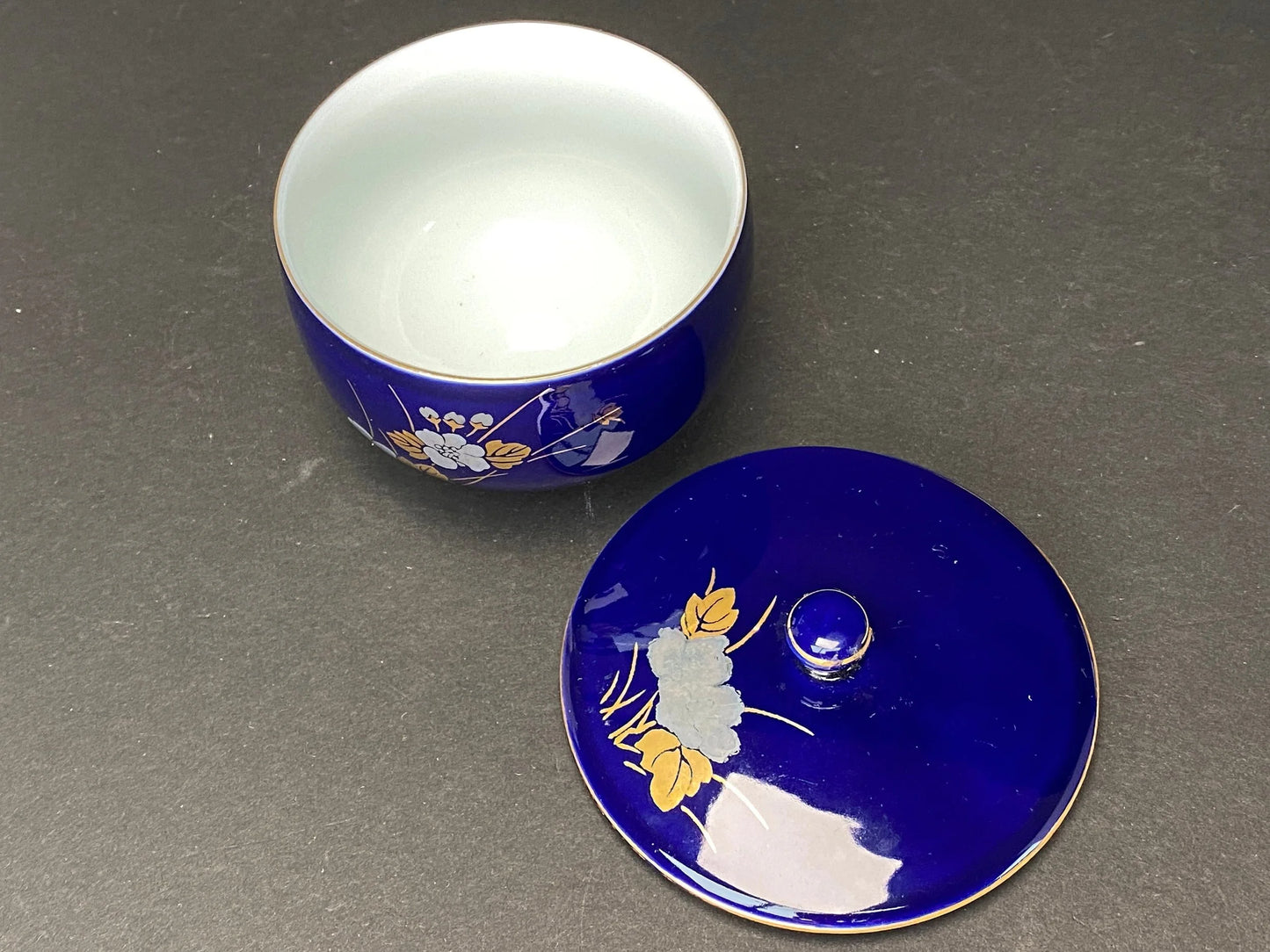 Teacup PAIR Kutani Yaki Ware, Lidded teacups, Yoshidaya style, couple cups, Floral Pattern Tea cup, Yellow Yunomi