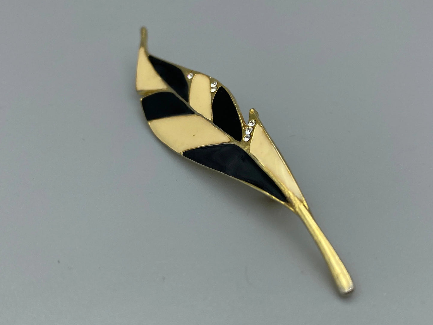 Japanese Leaf Brooch gold plated brass, black and white vintage jewelry, classic brooch, mint condition