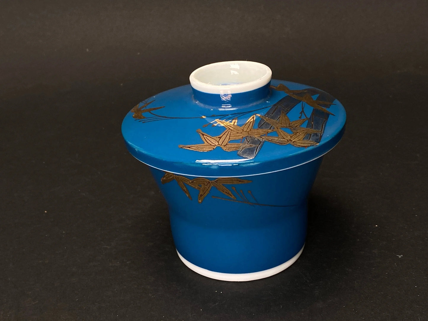 Japan Chawanmushi Egg Custard Bowl Cup: Porcelain Bule and Gold bamboo JAPAN MADE 2.7"