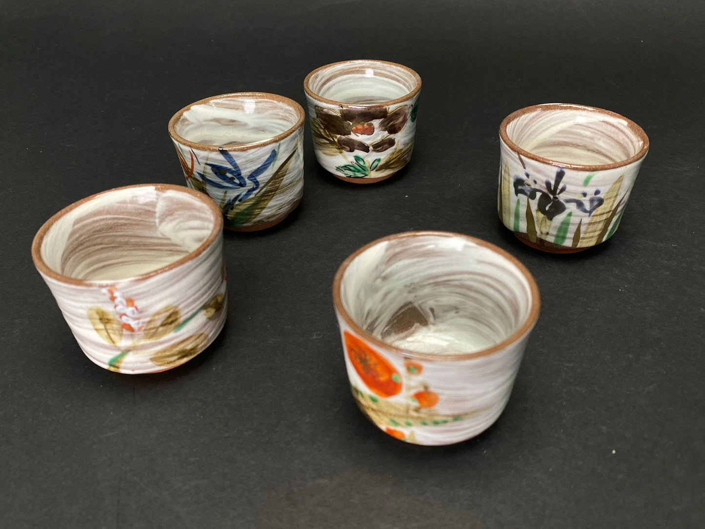 Japanese Koizumi Sake full set, 2 Tokkuri bottles, 5 cups, hand painted brush bristles