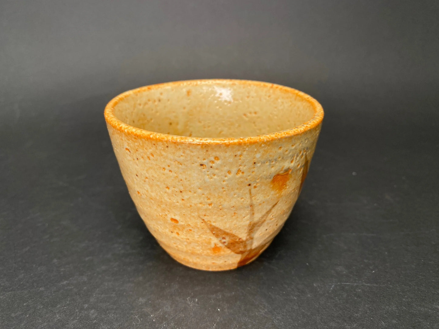 Shigaraki Yaki Tea Cup Set: Japanese Pottery Yunomi with Bamboo Mat, Japanese matcha teacup with mat